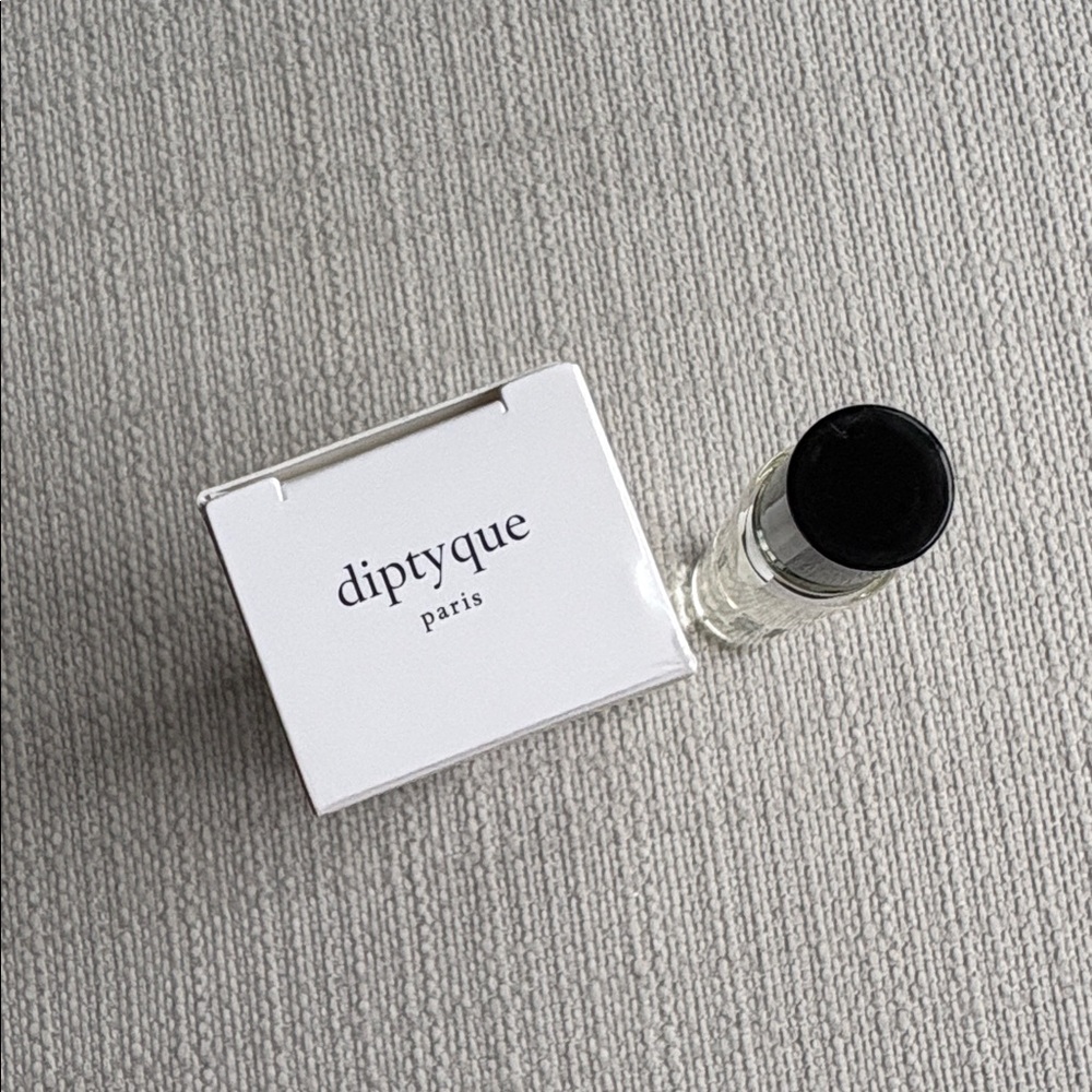 Diptyque Tam Dao 10ml travel spray - Picture 6 of 11